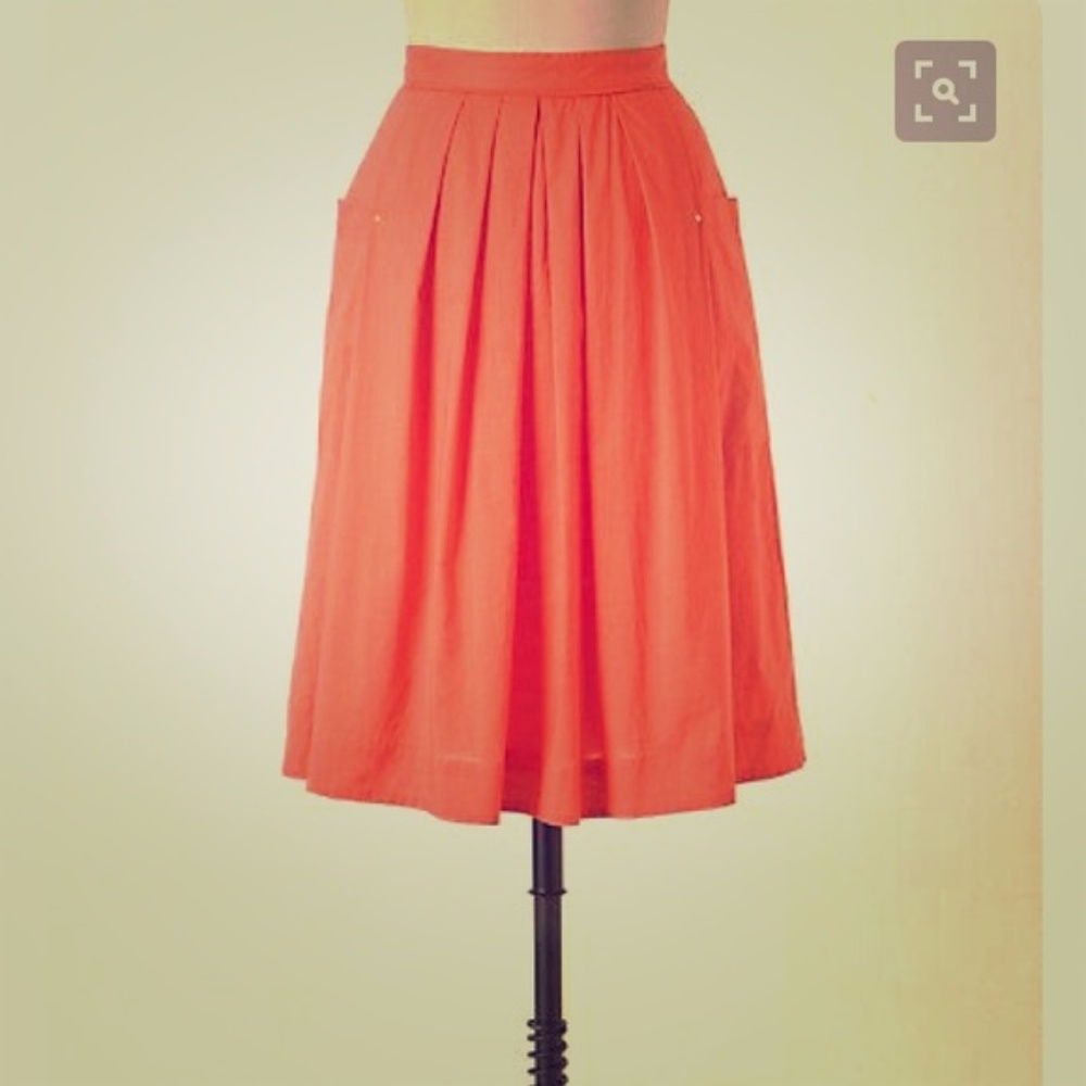 Red Odille skirt